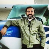 Profesor escuela de aviación Madrid